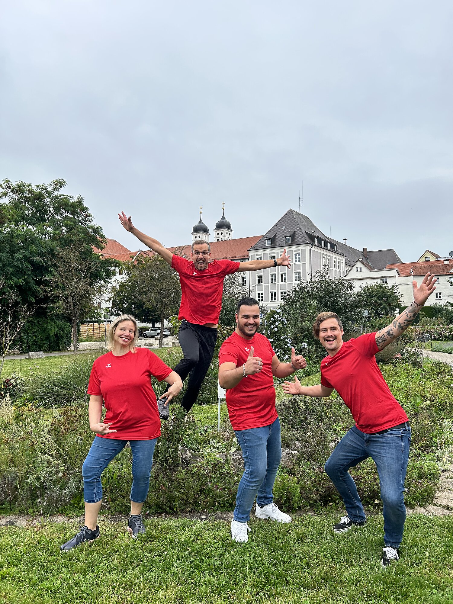 Das Team des Jugendtreffs in Günzburg. Foto: Julia Ehrlich/ Stadt Günzburg