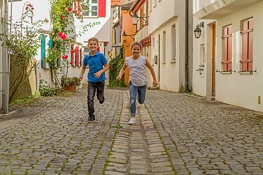 Die Stadt Günzburg bereitet mit zahlreichen Vereinen und Institutionen wieder ein spannendes Ferienprogramm für die Sommerferien vor.  Foto: Philipp Röger für die Stadt Günzburg