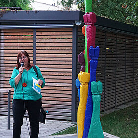 Rundgang nach der Vernissage durch den SkulpturenPark, Foto: Johanna Hofgärtner