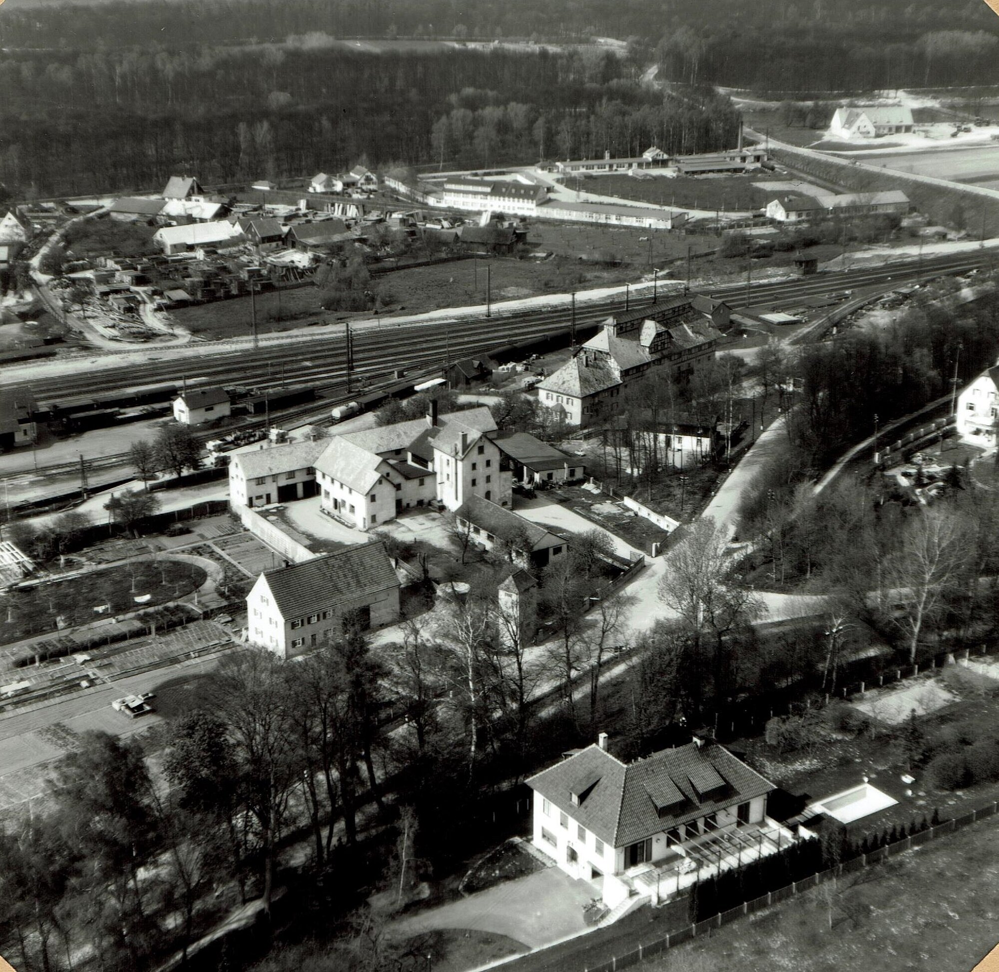 Das Gelände der Hirschbrauerei im Jahr 1957. Foto: Luftbild Bertram/Stadtarchiv Günzburg.