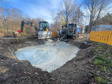 Die Stadtwerke Günzburg investieren aktuell in eine neue 600 Meter lange Rohwasserleitung, die mit einer weitgehend grabenlosen Technik verlegt wird. Foto: Michael Lindner/Stadt Günzburg