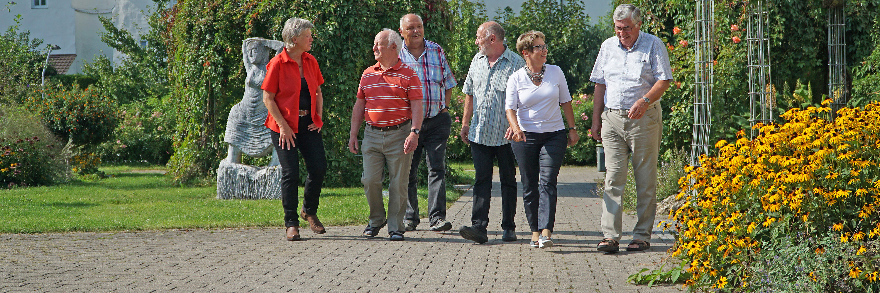 Seniorenbeirat im Hofgarten. Foto: JUlia Ehrlich/ Stadt Günzburg