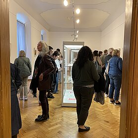 Offizielle Eröffnung des Mobilen Ateliers und der Ausstellung. Foto: Johanna Hofgärtner