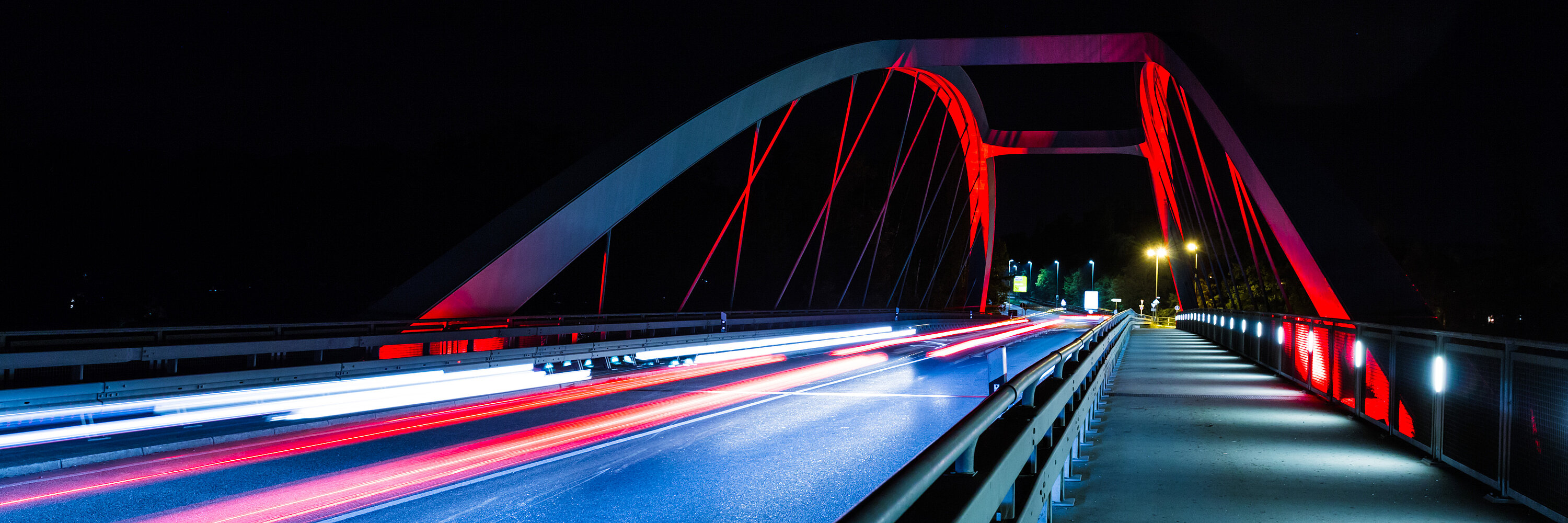 Donaubrücke bei Nacht. Foto: Philipp Röger für die Stadt Günzburg