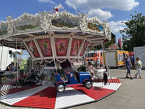 Viele Fahrgeschäfte erwartet die großen und kleinen Besucher beim Volksfest 2025 in Günzburg. Foto: Michael Lindner/Stadt Günzburg