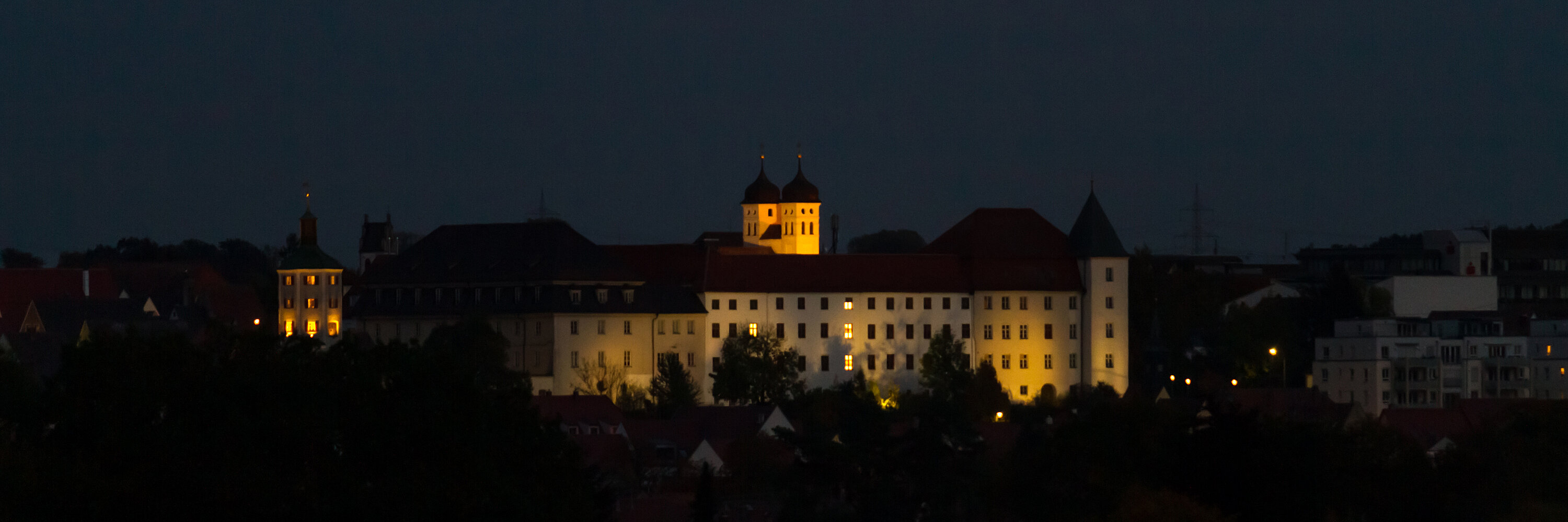 Stadtansicht bei Nacht. Foto: Philipp Röger für die Stadt Günzburg