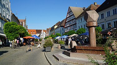 Die Stadt Günzburg stellt dem örtlichen Handel und der Gastronomie auch dieses Jahr wieder Flächenerweiterungen zur Verfügung. Foto: Julia Ehrlich/Stadt Günzburg