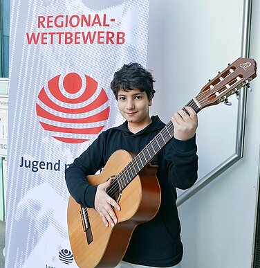 Gleich bei seiner ersten Teilnahme am Wettbewerb Jugend musiziert erreichte Yavuz Güzel einen ersten Preis. Foto: Hannes Mühlfriedel
